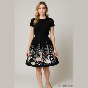 Gristunm swan skirt size M